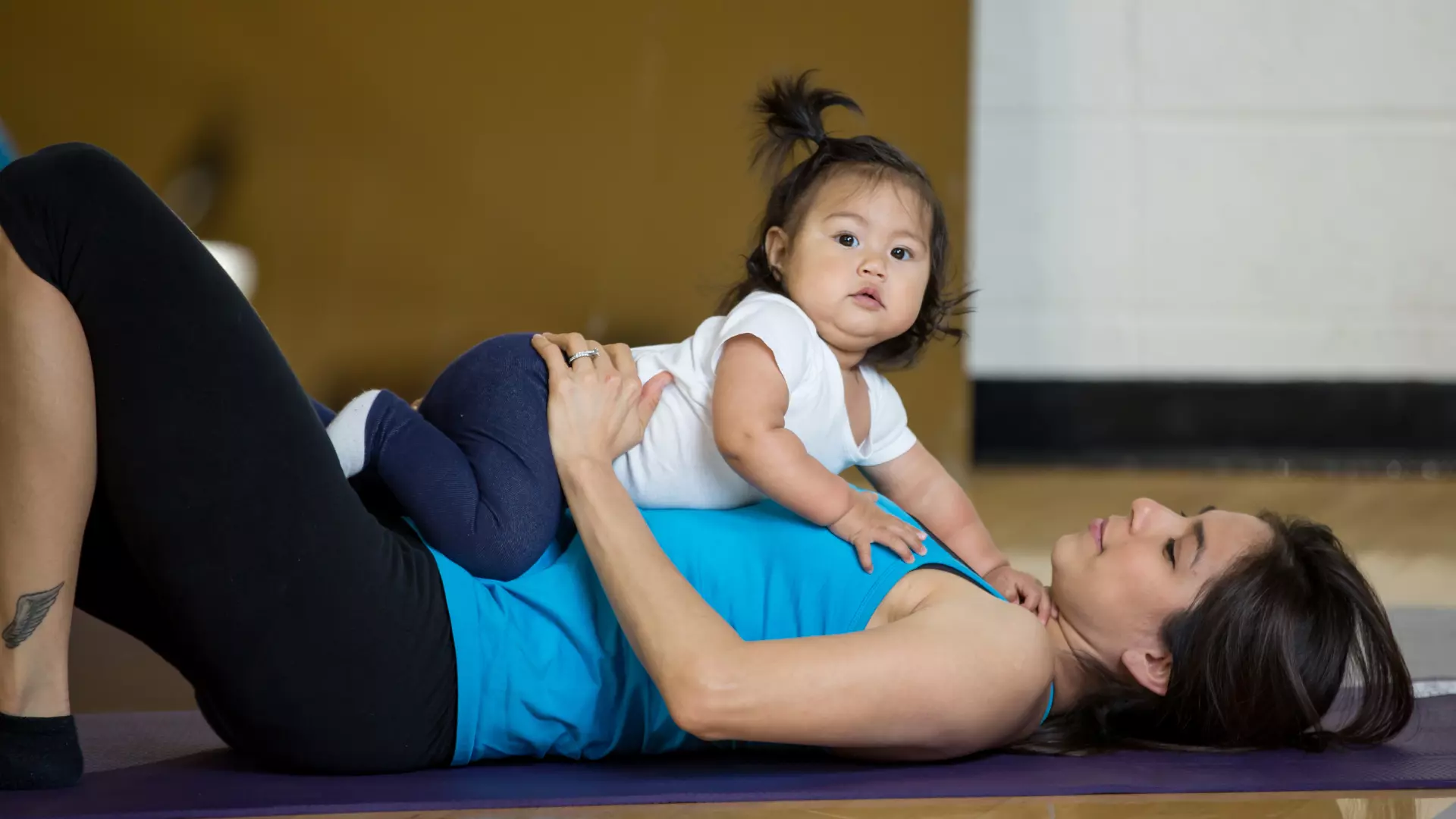 Postnatal Yoga Mummy + Baby